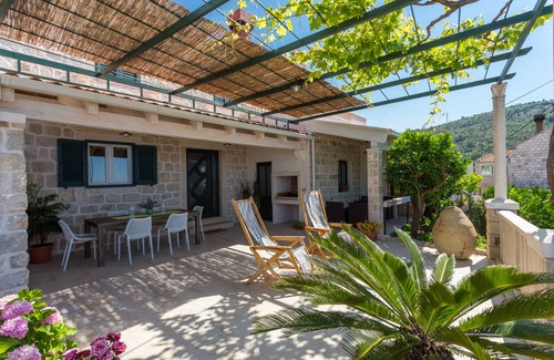 Orasac Villa | Traditional Croatian house Dolina with spectacular sea view 15km from Dubrovnik