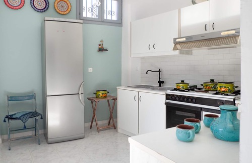 Soroni House | Traditional Dream House