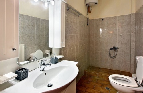 Anatoli House | Traditional house in Crete with amazing views, Sleeps 3 people.