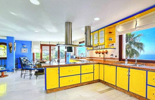 Salobrena Cabin | Traditional house with beautiful ocean view