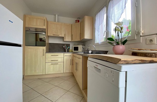 La Baule-Escoublac Cottage | Traditional house with garden and activities, quiet near the sea