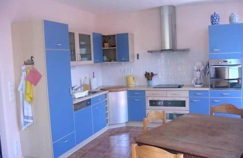 Valros House | Traditional house with garden for 6 people