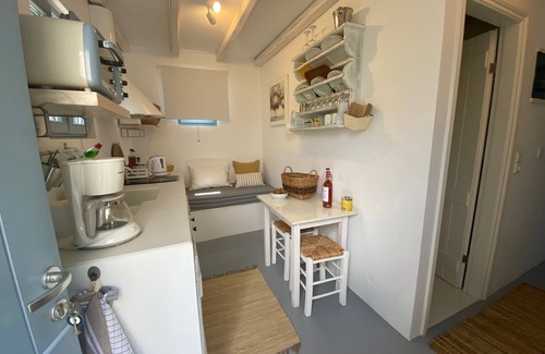 Apollonia House | Traditional seaside house