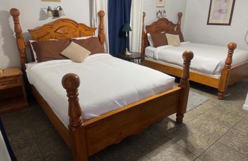 Tombstone House | Trail Riders Inn -Bunkhouse