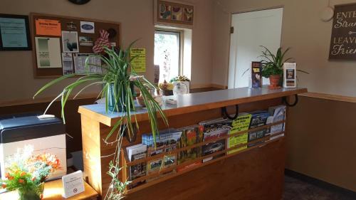 Lewistown Hotel | Trail's End Motel Downtown Lewistown