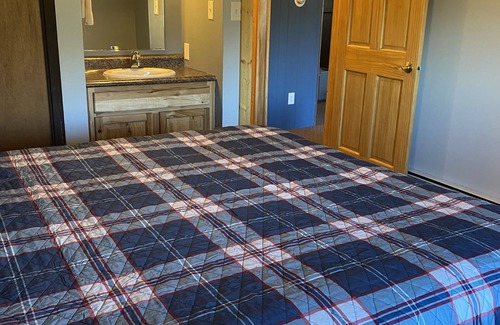 Bessemer Cabin | Trailside 3 bedroom unit #5 at Black River Basin