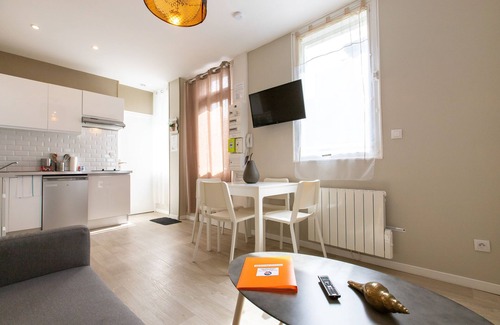 Saint-Quentin Apartment | Trankil Apparts Centre