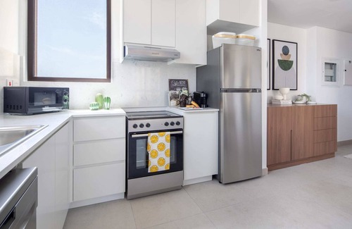 Umm Suqeim 3 Apartment | Tranquil 1BR Close to Burj Al Arab