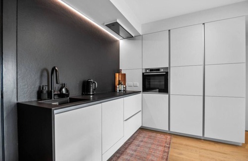 Point Chevalier Apartment | Tranquil 2 Bd Apt with AC, WIFI, & 10min from CBD