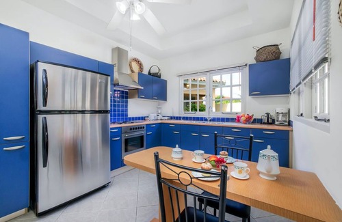 Washington Villa | Tranquil 2BR 2BA in Gated Community/Great Location