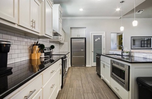 Oklahoma City House | Tranquil Backyard, Clean Open-Concept, Fresh Decor, Great Location, Nice Kitchen