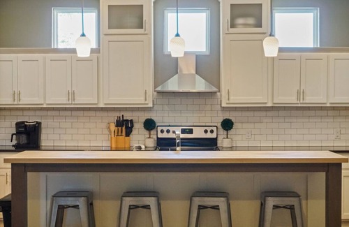 Oklahoma City House | Tranquil Backyard, Clean Open-Concept, Fresh Decor, Great Location, Nice Kitchen