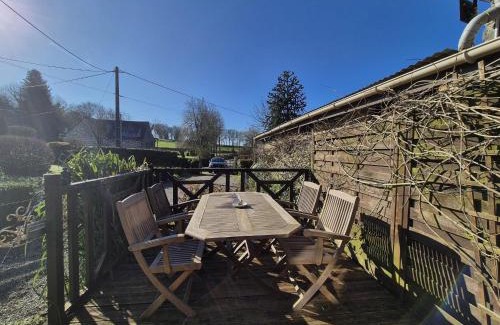 Mael-Carhaix House | Tranquil Cottage, Maël-Carhaix