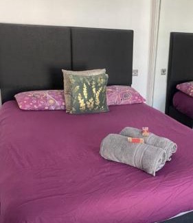 Darlington House | Tranquil Darlington Home 3BR Pet Friendly