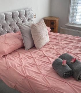 Darlington House | Tranquil Darlington Home 3BR Pet Friendly