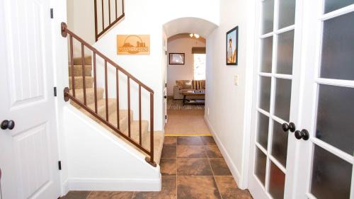Kanab House | Tranquil Desert Lodge Kanab Luxury Vacation Home