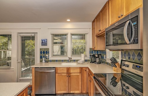 Cape Fear Station House | Tranquil Family Home located in Surfman's Walk; private crofter with shoals access