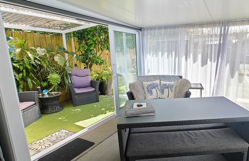 Tauranga House | Tranquil Gardenview Studio