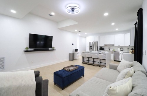 Davie Cottage | Tranquil Guest Cottage Retreat