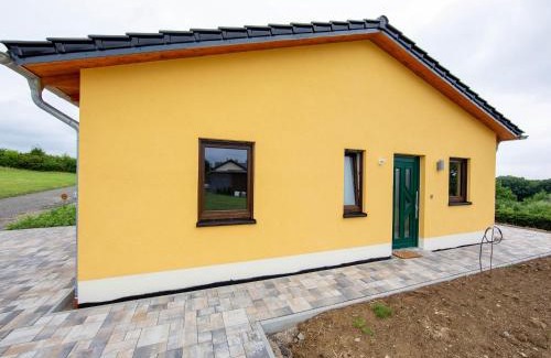 Filz House | Tranquil Holiday Home in Filz in the Eifel with Garden