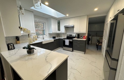 Greater Napanee Cottage | Tranquil Lakefront Cottage