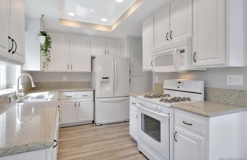 Escondido House | Tranquil Retreat - Charming 3-Bed 2-Bath Single Story Home - Scenic Escondido