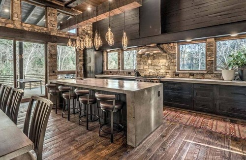 Cashes Valley Cabin | Tranquil Rose - Waterfront | Private Pool with Spa | Modern Luxury