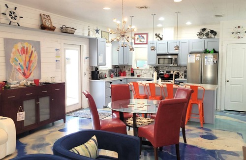 Port Aransas House | Tranquil Tides-Unique 3 BR House In Village Walk, Close to Beach, Heated Pools!