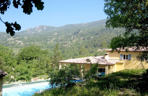 Bargemon Villa | Tranquil Villa in Bargemon with Private Pool