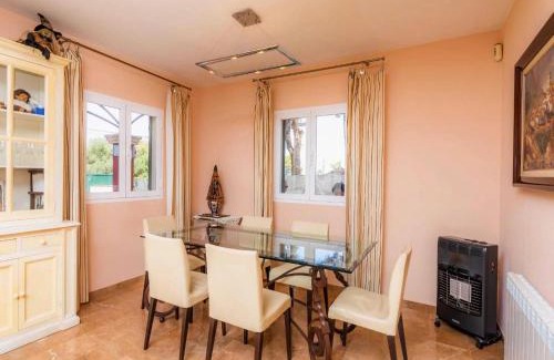 Tolleric House | Tranquil Villa Stay in Tolleric