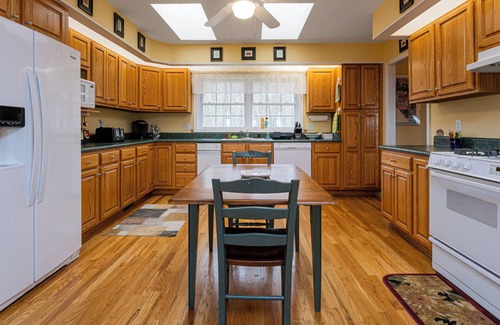 Hendersonville House | Tranquility in the Mountains with Views Galore!