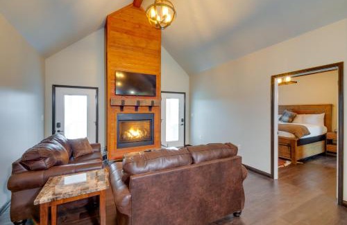 Columbia House | Tranquility Lake Getaway with Hot Tub on 27 Acres!