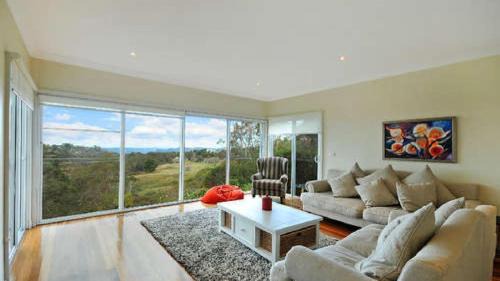 Katoomba House | Tranquility Large Mountain Home With Views