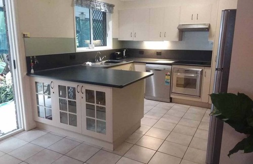 The Range House | Tranquility On King Rockhampton