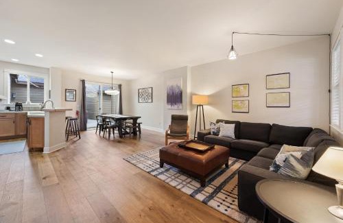 Southern Crossing House | Tranquility on the Bluffs townhouse