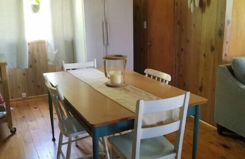 Quinte West Cottage | Tranquility on the Trent