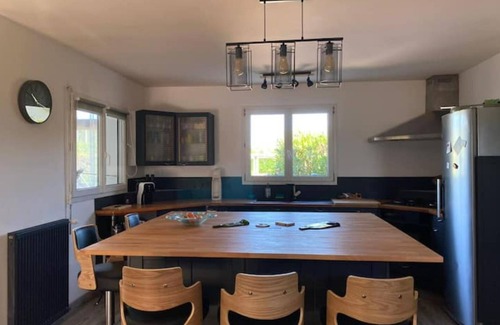 Camblanes-et-Meynac House | Tranquillité et Confort aux Portes de Bordeaux