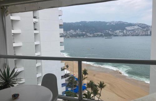 Club Deportivo Apartment | Tranquilo departamento en Acapulco frente al mar