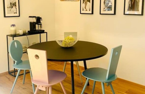 Marquartstein Apartment | Traumhafte Ferienwohnung in historischem Brandmanngut