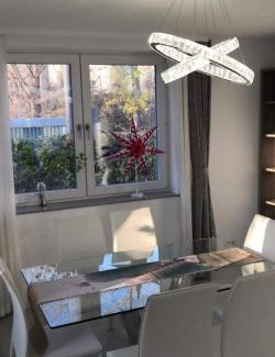 Wiesbaden House | Traumhafte Ferienwohnung mit drei Schlafzimmer