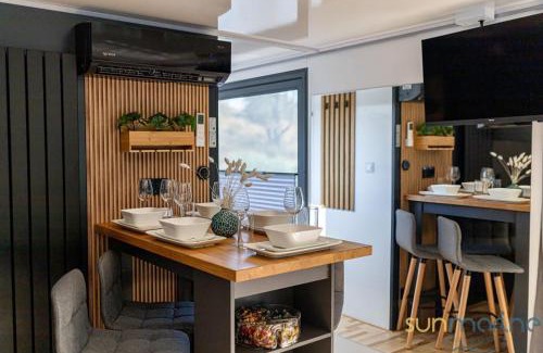 Bad Saarow Boat Rental | TraumZeitBoot Helmut - exklusiver Festlieger in perfekter Lage am Scharmützelsee Bad Saarow