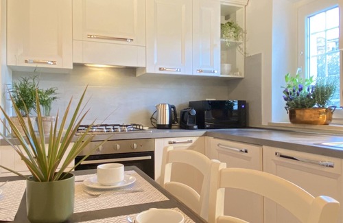 Capannori House | Travel Smart [Wi-fi, HD TV, Workspace, Free Parking]