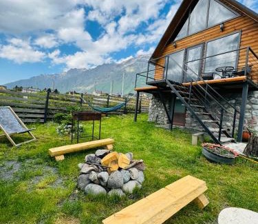 Stepantsminda Villa | Traveler's Cottages in Kazbegi