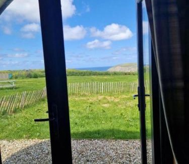 Newquay Apartment | Travellers Rest Glamping Pods & Shepherds Hut