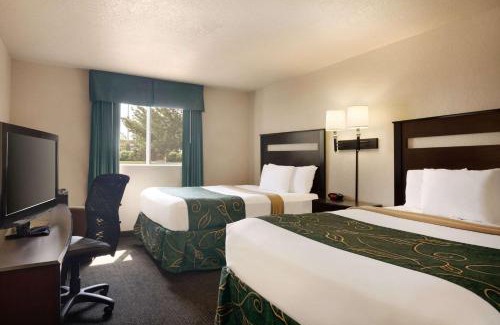 Jefferson City Hotel | Travelodge by Wyndham Jefferson City