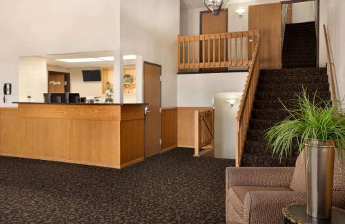 Jefferson City Hotel | Travelodge by Wyndham Jefferson City