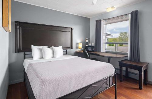 St. Andre Hotel | Travelodge by Wyndham Grand Falls