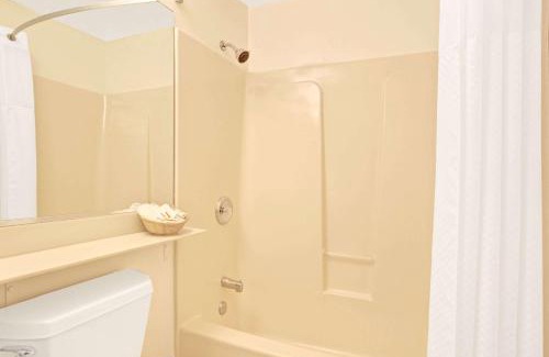 Mill Valley Hotel | Travelodge by Wyndham Mill Valley/Sausalito