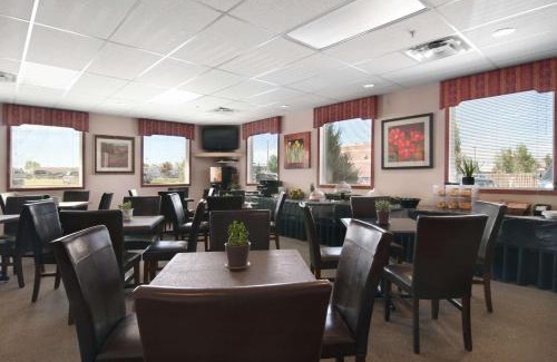 Stony Plain Hotel | Travelodge by Wyndham Stony Plain