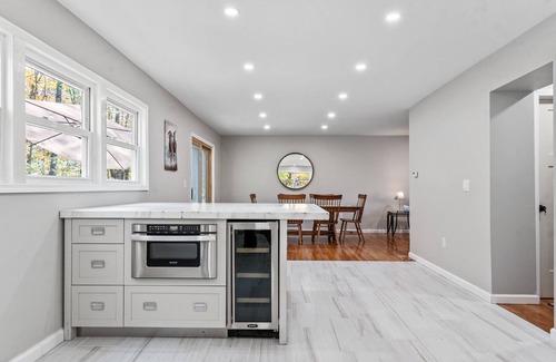 Saratoga Springs House | Travers Weekend! Casino, Track & SPAC with Swim Spa, Bar room & fire pit!